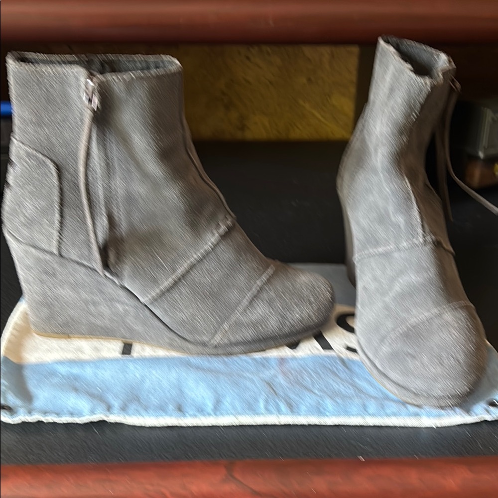 Toms Gray Wedge Ankle Boots